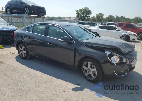 2012 Volvo S60 T5 из США, поврежденный, VIN YV1622FS0C2142893